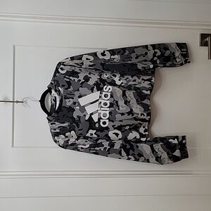 NWT Adidas crop camo sweatshirt large